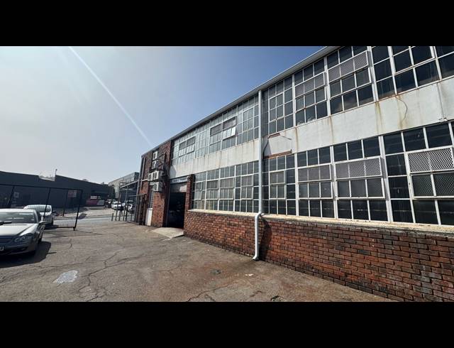 720M² WAREHOUSE TO LET IN WYNBERG
